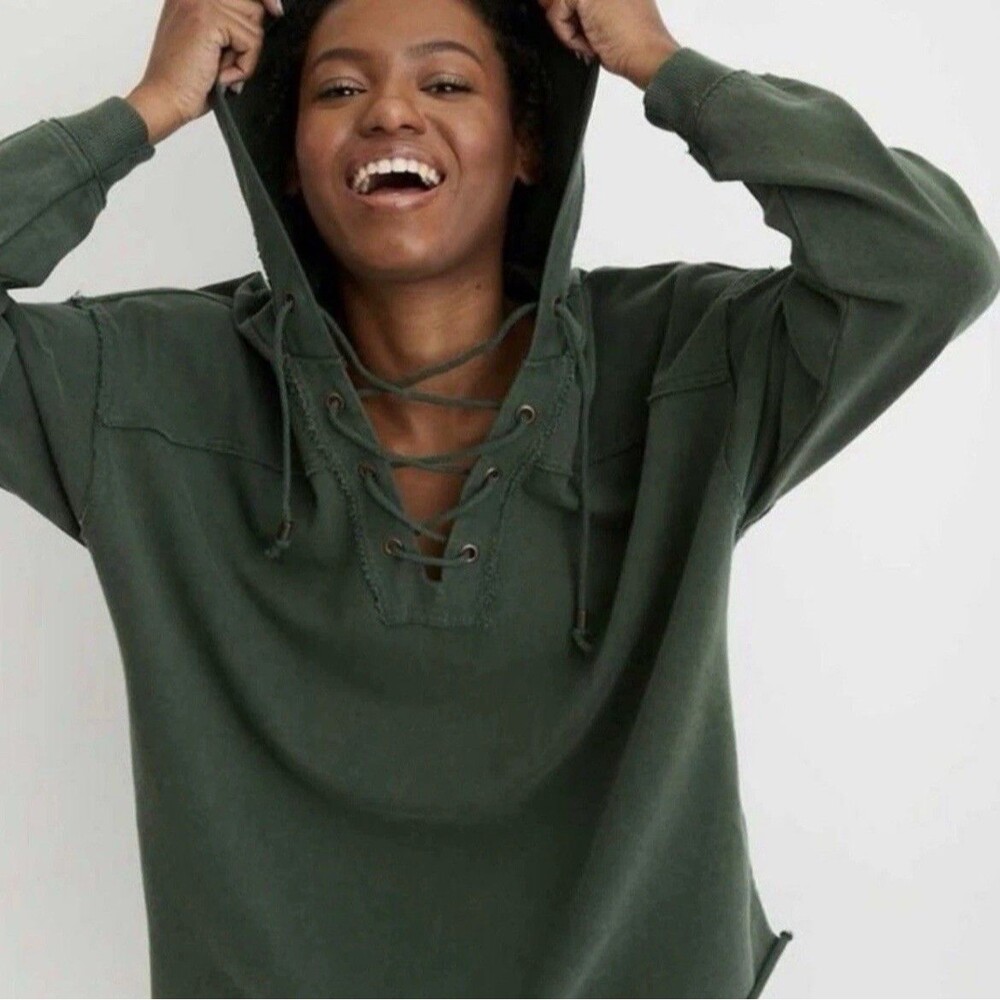 Aerie Women's Oversized Distressed Boho Green Lace-Up Hoodie Medium Casual Beach